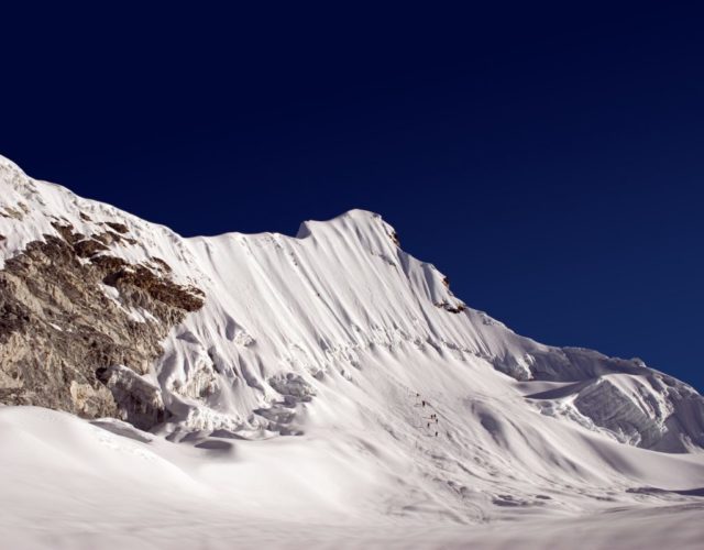 9 Tips to Summit Island Peak 9 Tips to Summit Island Peak