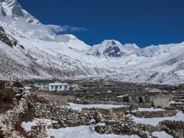 Island Peak and Chukhung